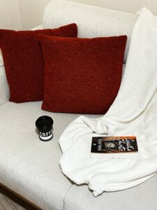 How to Create a Cozy Reading Nook at Home with Simple Decor Ideas